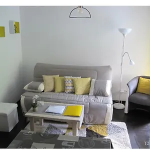 https://11-rue-des-mercats.midi-pyreneeshotels.com